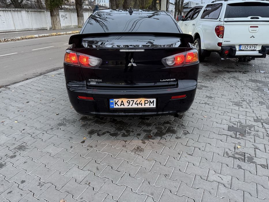 Mitsubishi lancer awd