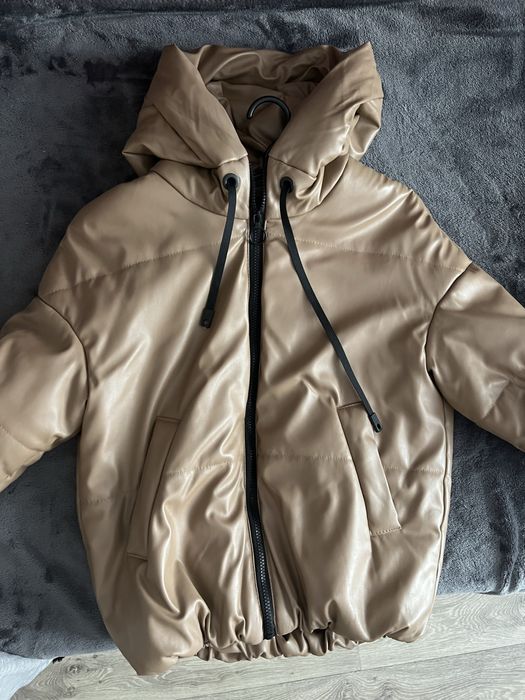 Жіноча демисезонна куртка