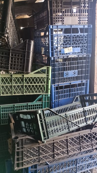 Ящики пластикові.  .