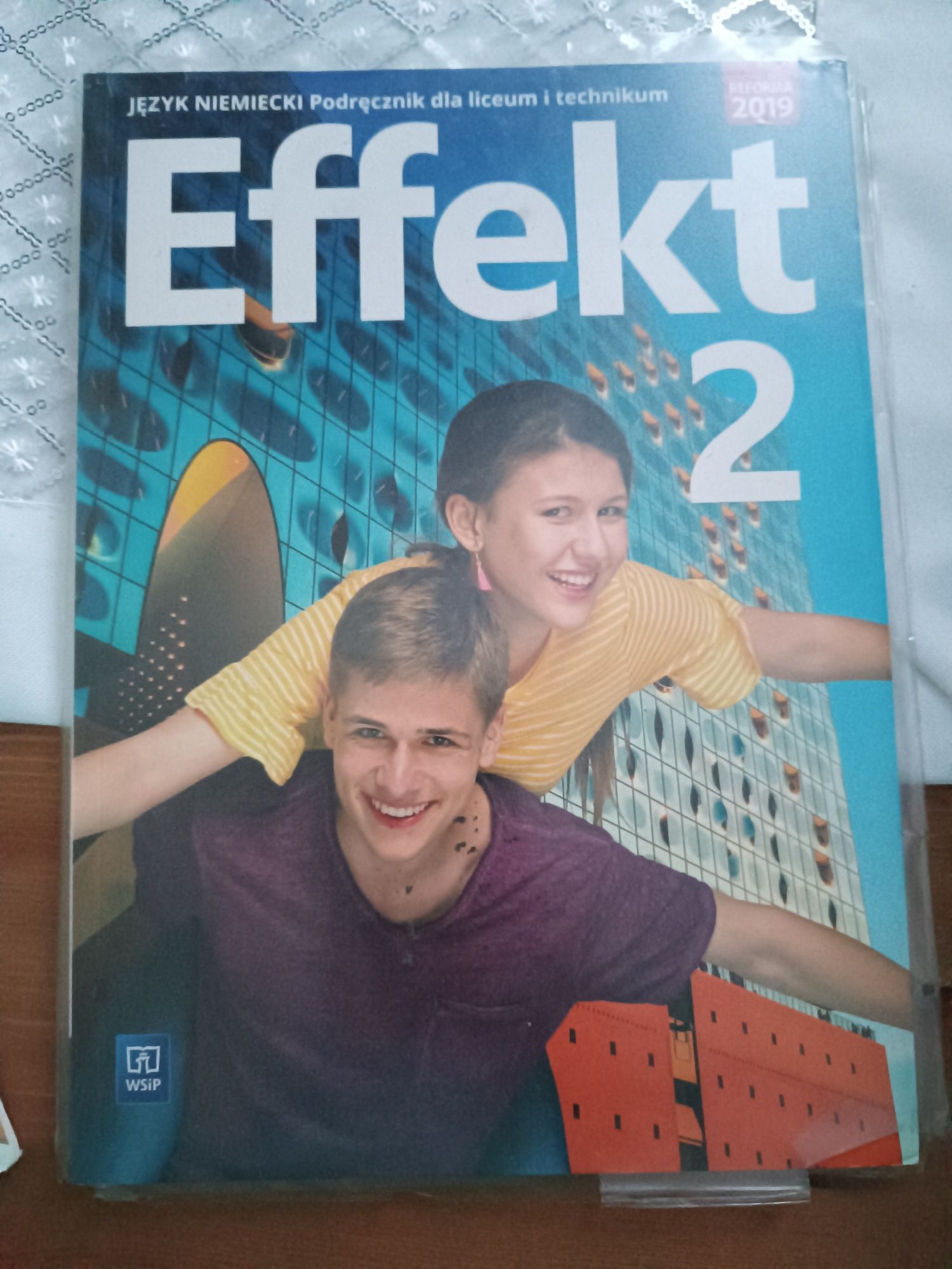 Zestaw podręcznik i ćwiczenia j. Niemiecki EFFEKT 2