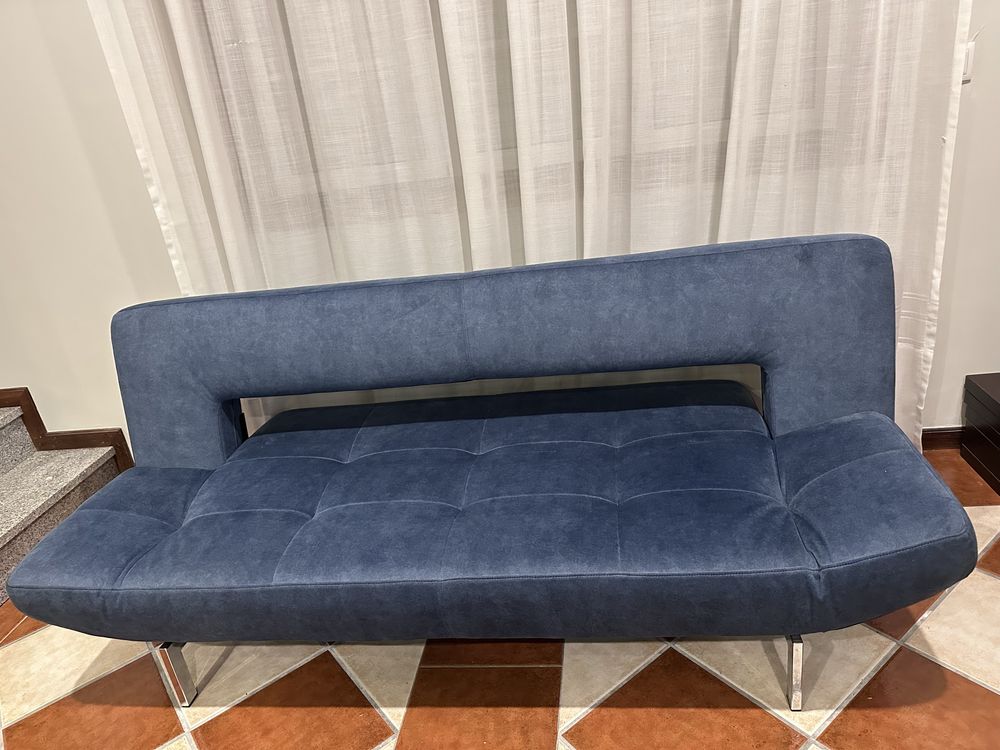 Sofa cama em tecido