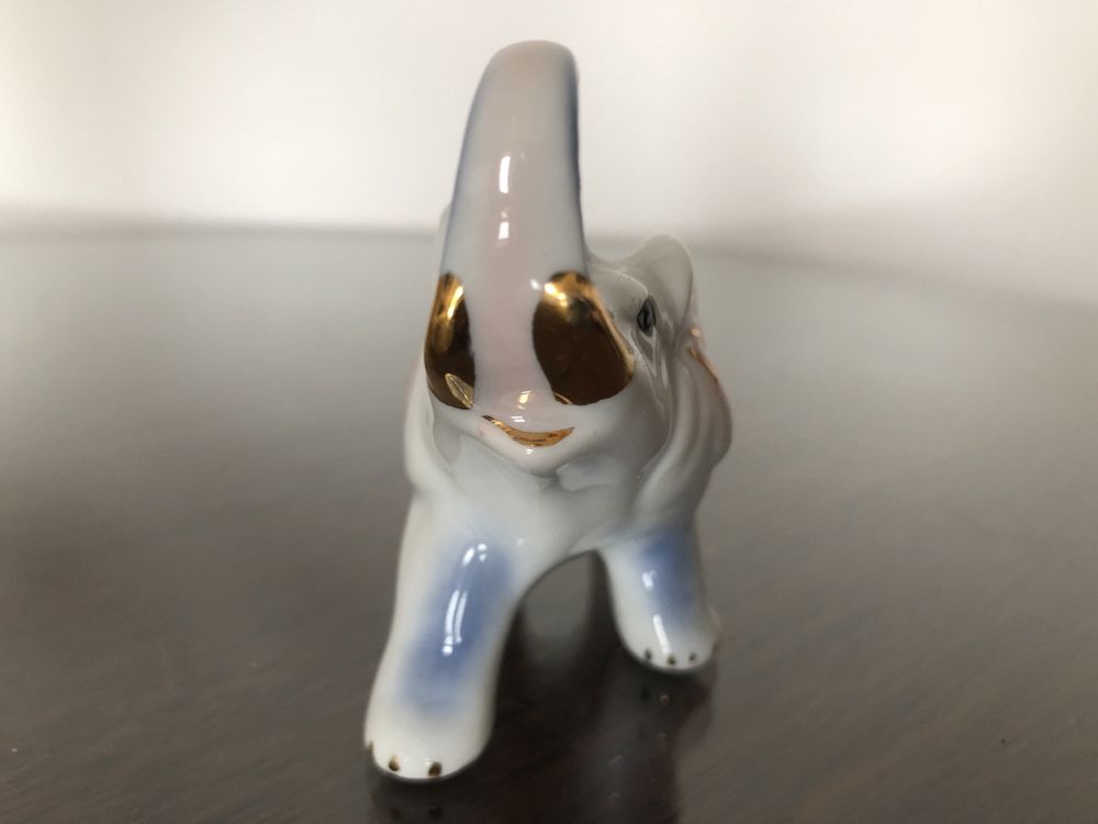 Figurka porcelanowa - Słoń