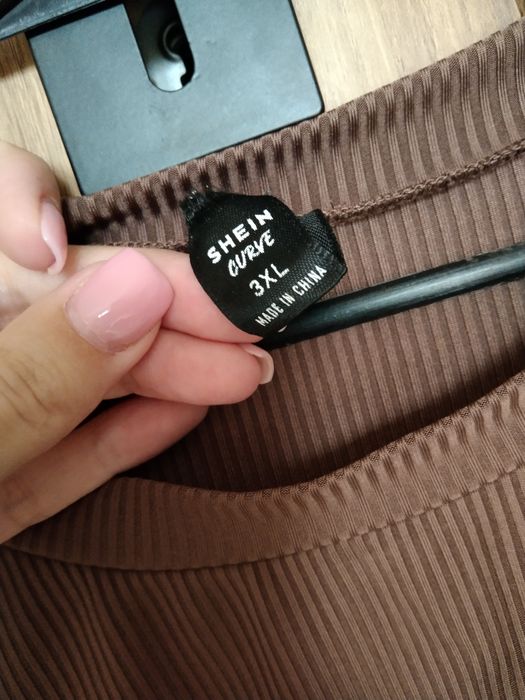 Bluzka plus size Shein wycięcia