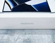 Apple MacBook Pro 16" MK183ZE/A Stan jak nowy 100% baterii 512GB 16ram