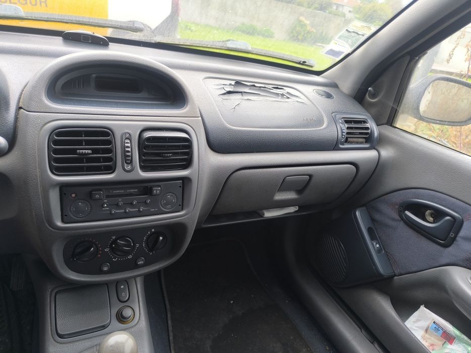 Vendo Renault Clio Comércial
