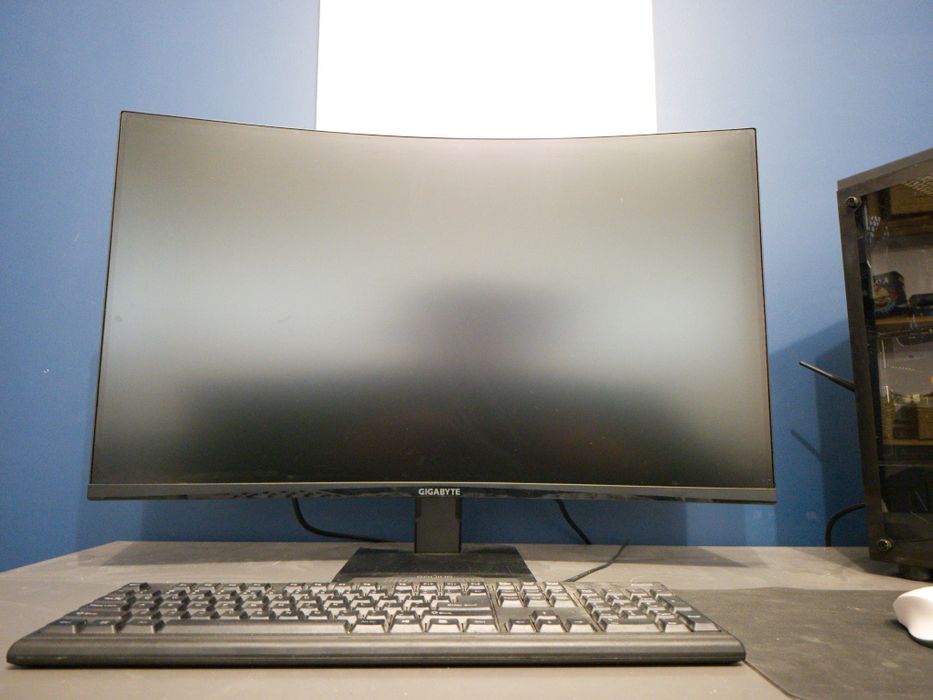 Komputer Gamingowy - 32" 4K, i5-11400F, RTX 3050 8Gb, 16GB RAM, SSD1Tb