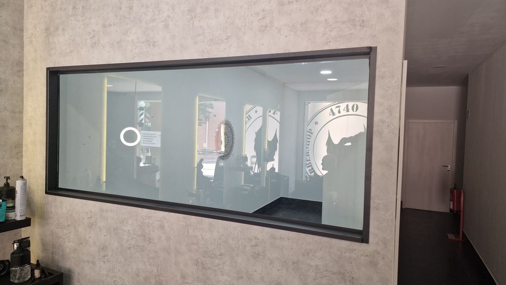 Alugo sala  dentro de barbearia