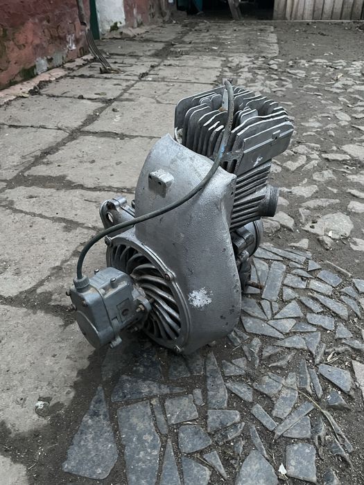 Мотор муравей в робочому стані