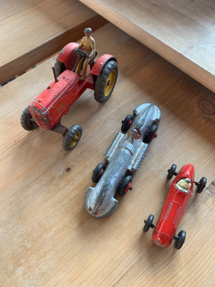 dinky toys/meccano/lesney