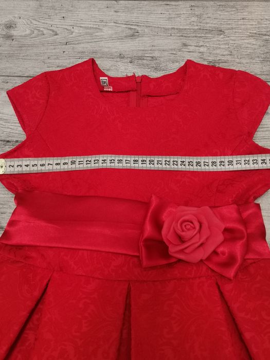 Платье нарядное рост 140