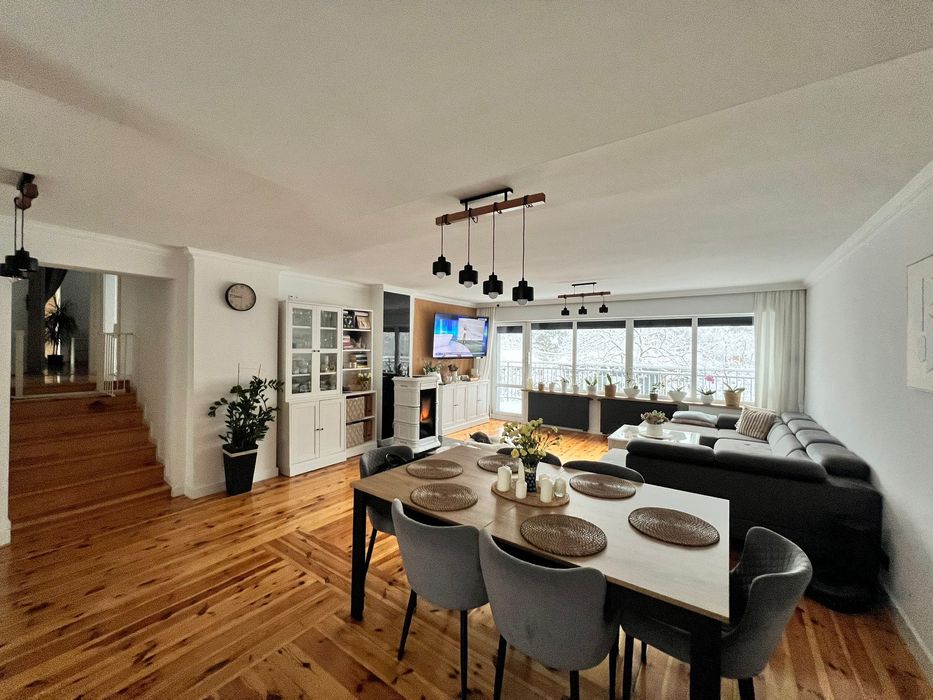 Dom w Zielonej górze w bardzo dobrej lokalizacji przy komendzie