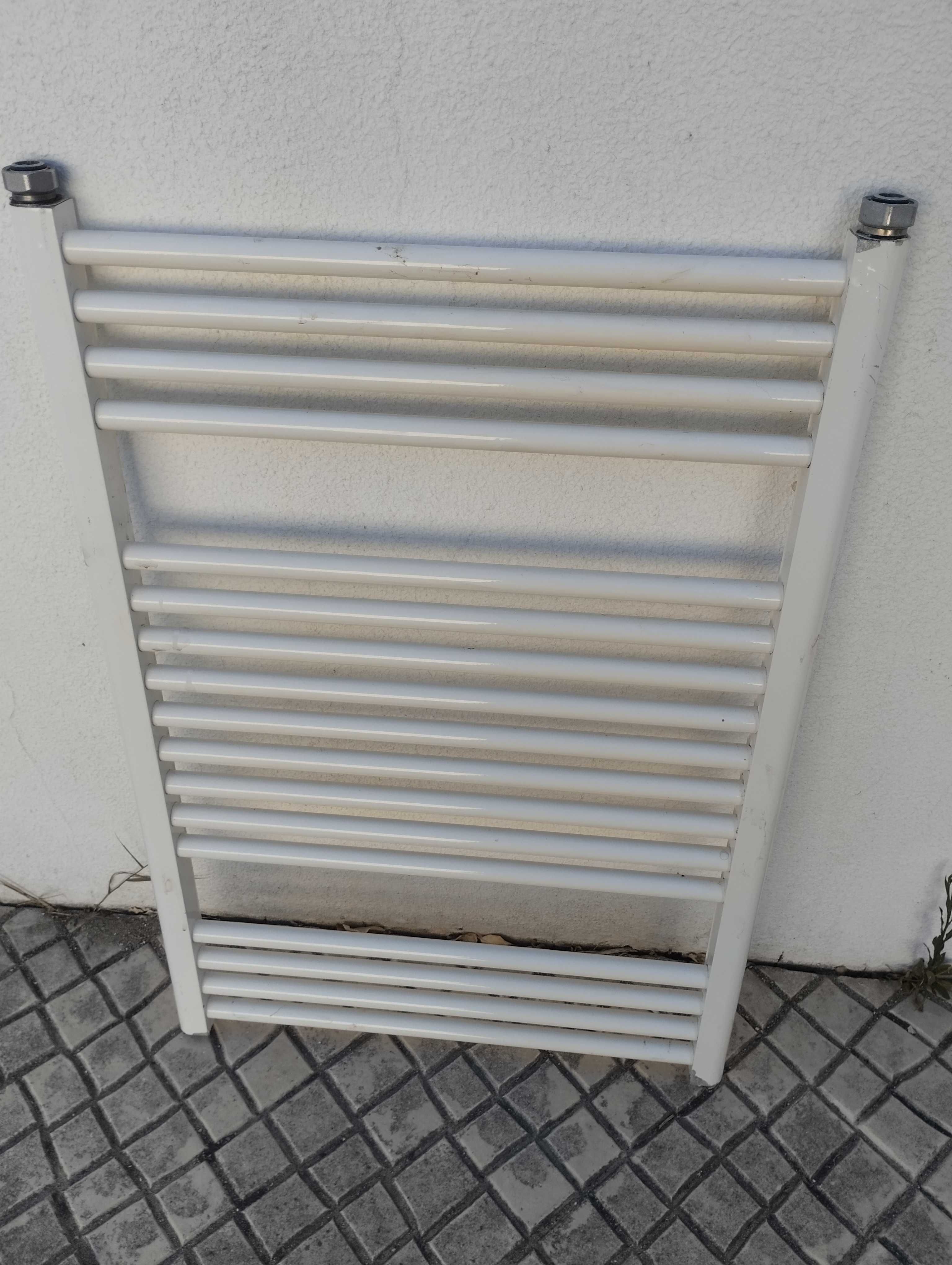Aquecedor de toalhas - Gás