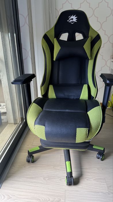 Cadeira gamer em perfeito estado