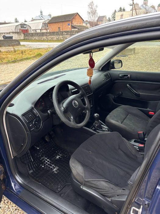 Гольф 4 1,9 дизель простий Можливий пригін уваше місто