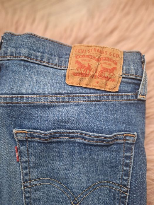 Spodnie damskie Levis jeansy proste 44 levi's