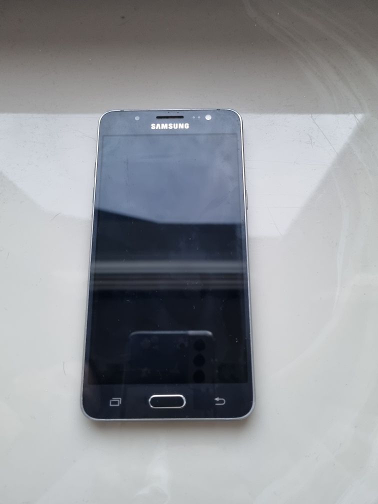 Samsung Galaxy J5