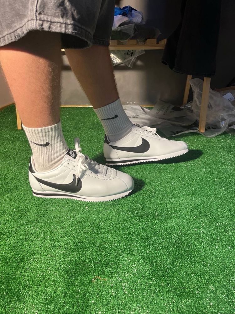 Кросівки Nike cortez
