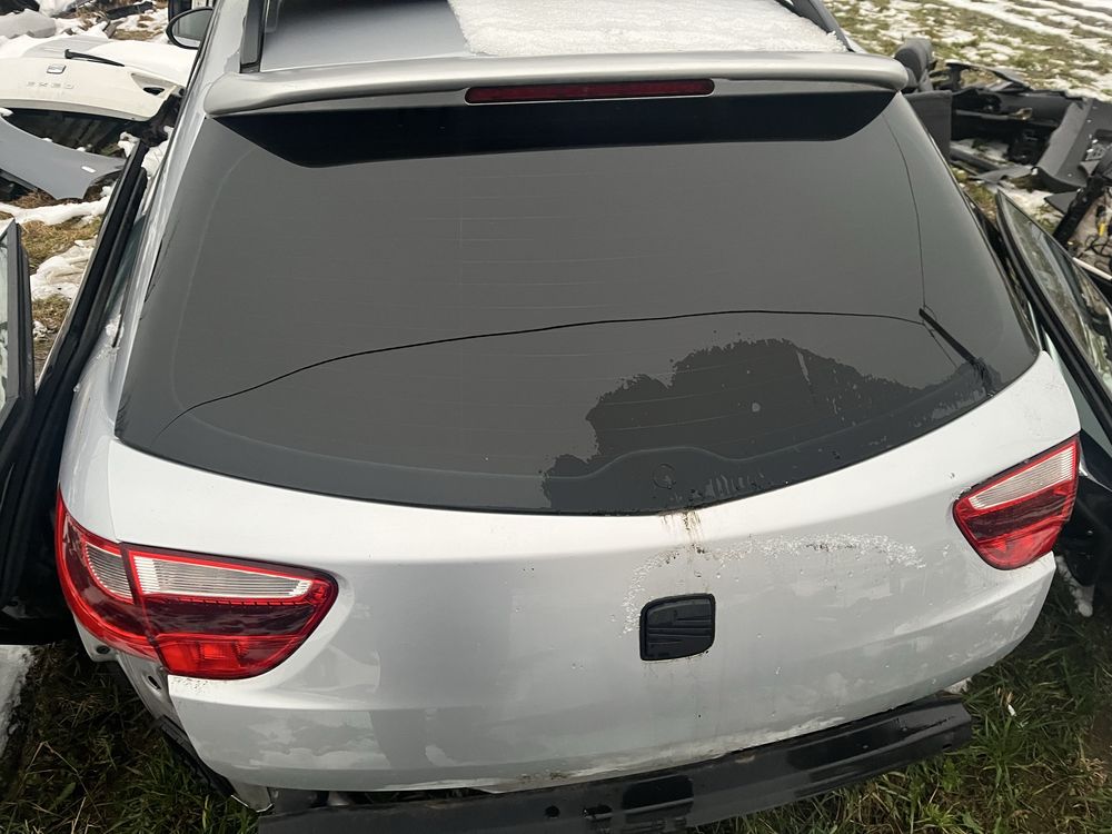 SEAT EXEO ST KOMBI LS7Y klapa bagażnika srebrna lotka spojler
