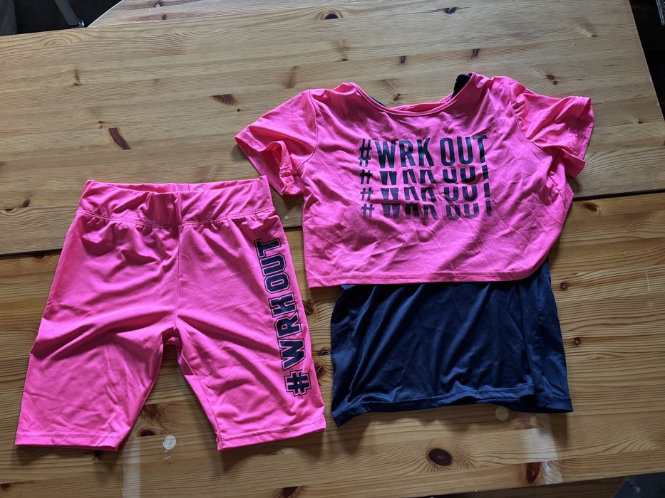 Strój sportowy strój gimnastyczny