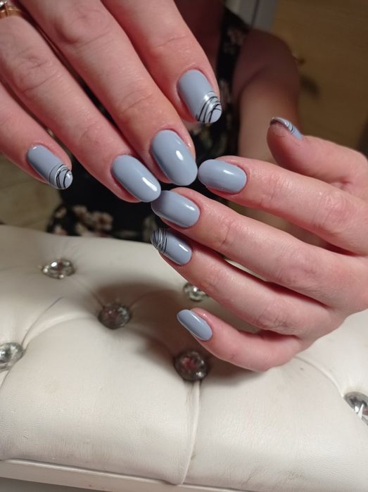 Манікюр педикюр нарощування нігтів