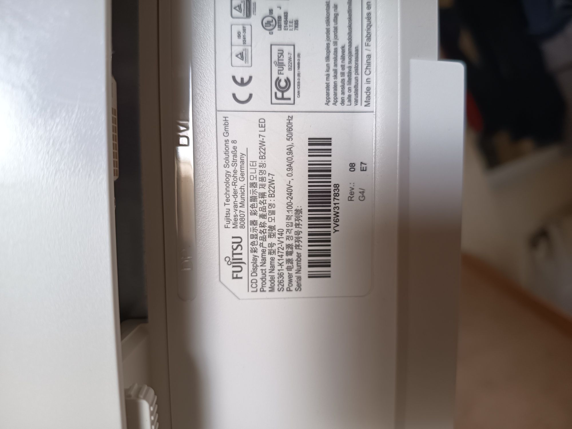 Monitor Fujitsu LED 22