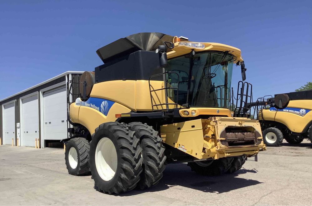 New holland cr9070 2011