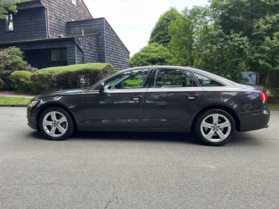 Audi A6 quattro Premium Plus      2012