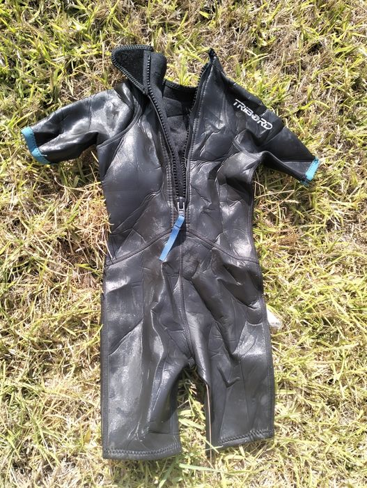 Fatos fatos de surf - Onda e triboard 
Fato triboard - 6/7 a