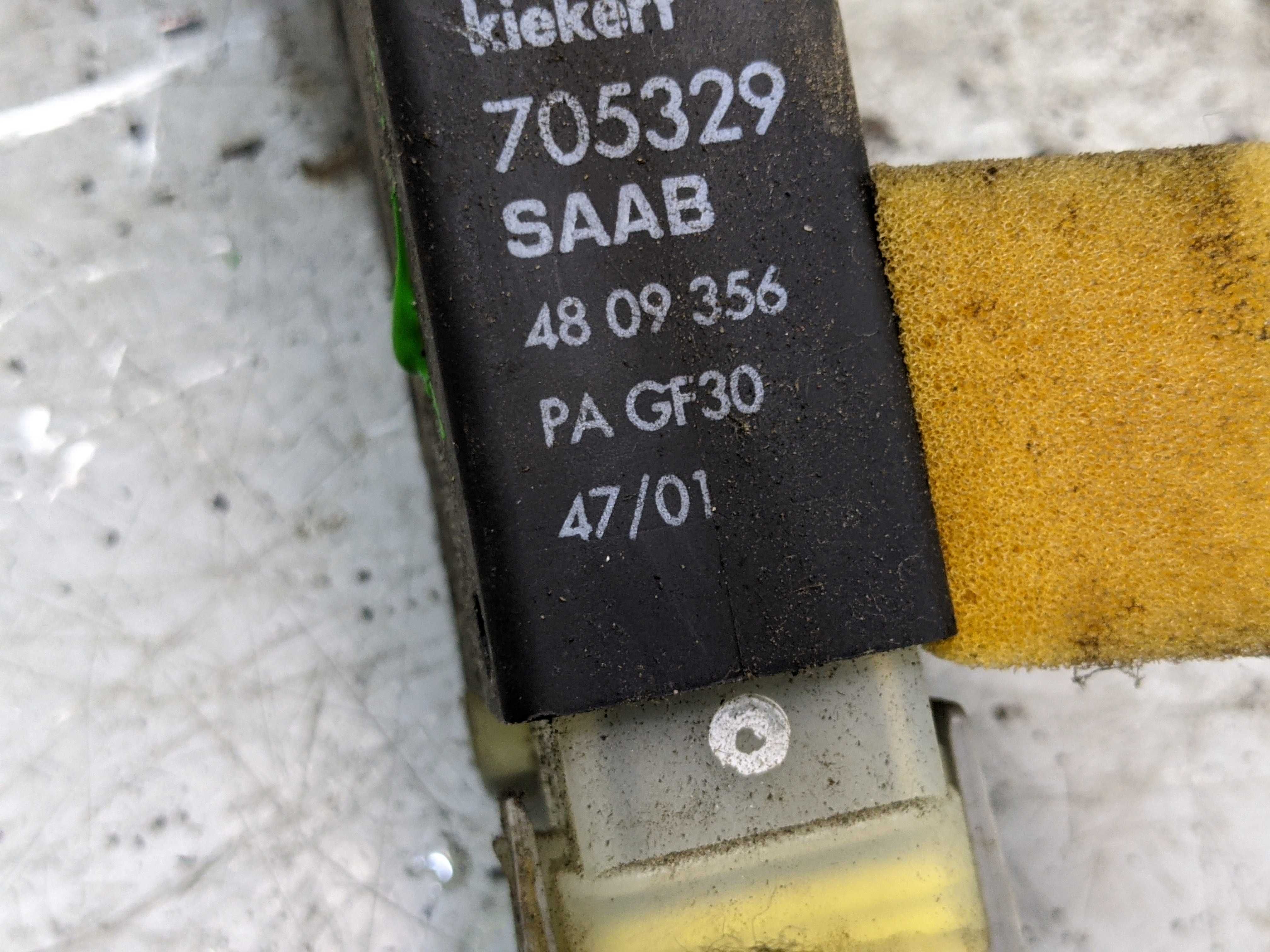 Saab 93 9-3 I Zamek Drzwi Prawy Przedni Prawy Przód