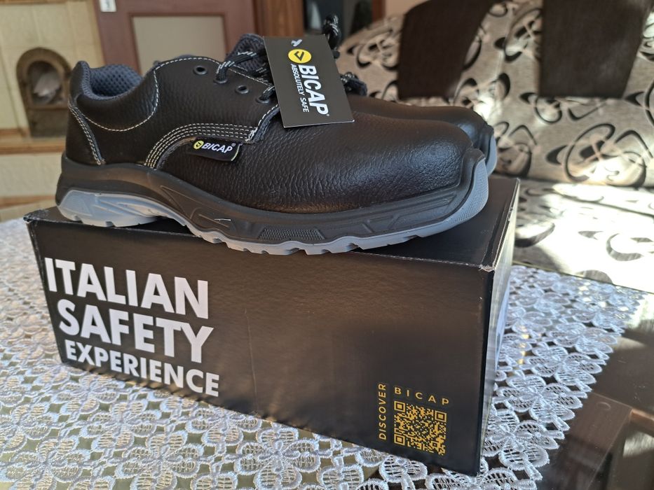 Sprzedam nowe buty robocze