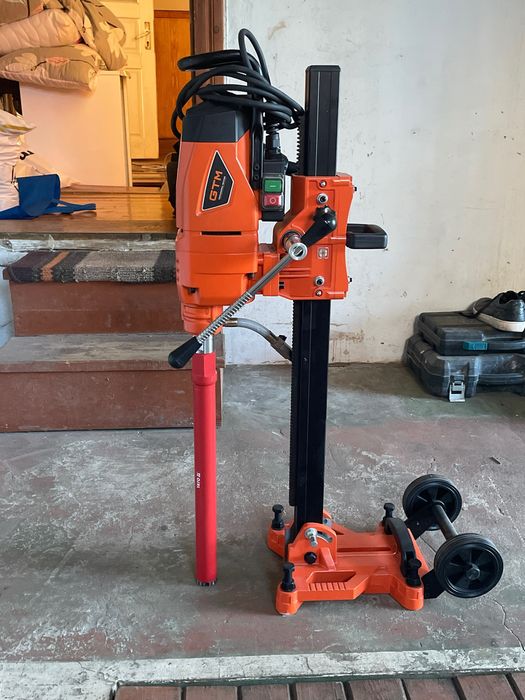 Алмазне сверління отворів