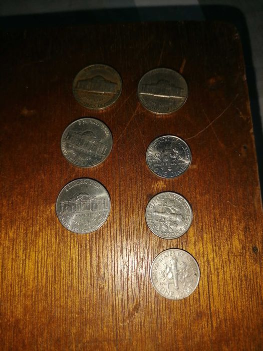 moedas e notas de angola e de portugal