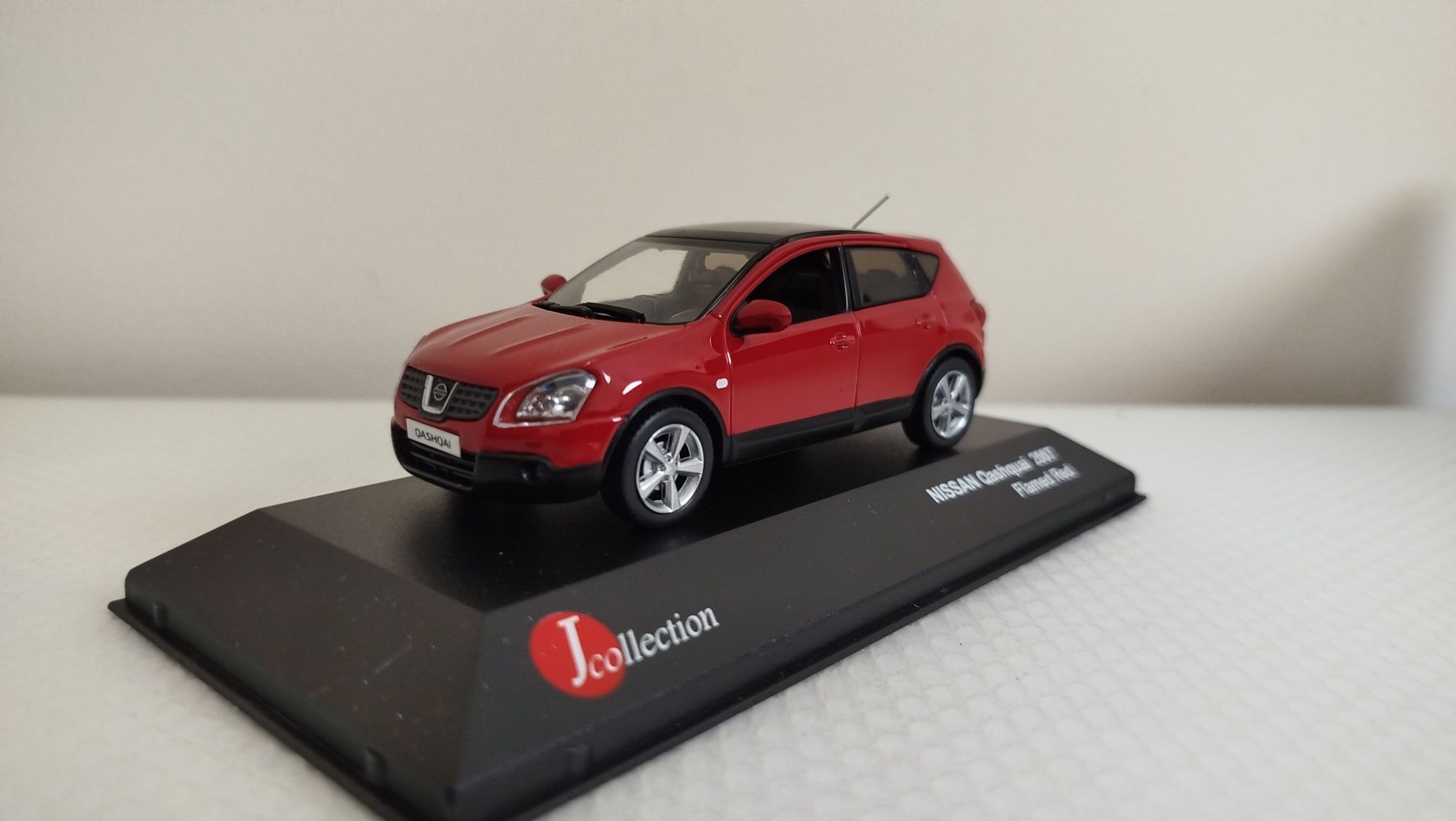 Miniatura Nissan Qashqai 1/43 Nova