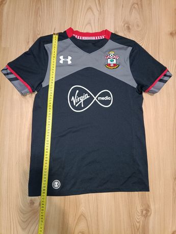 Футболка підліткова Under Armour FC Southampton.