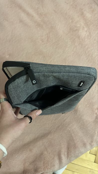 Чехол до ноутбука LinQ