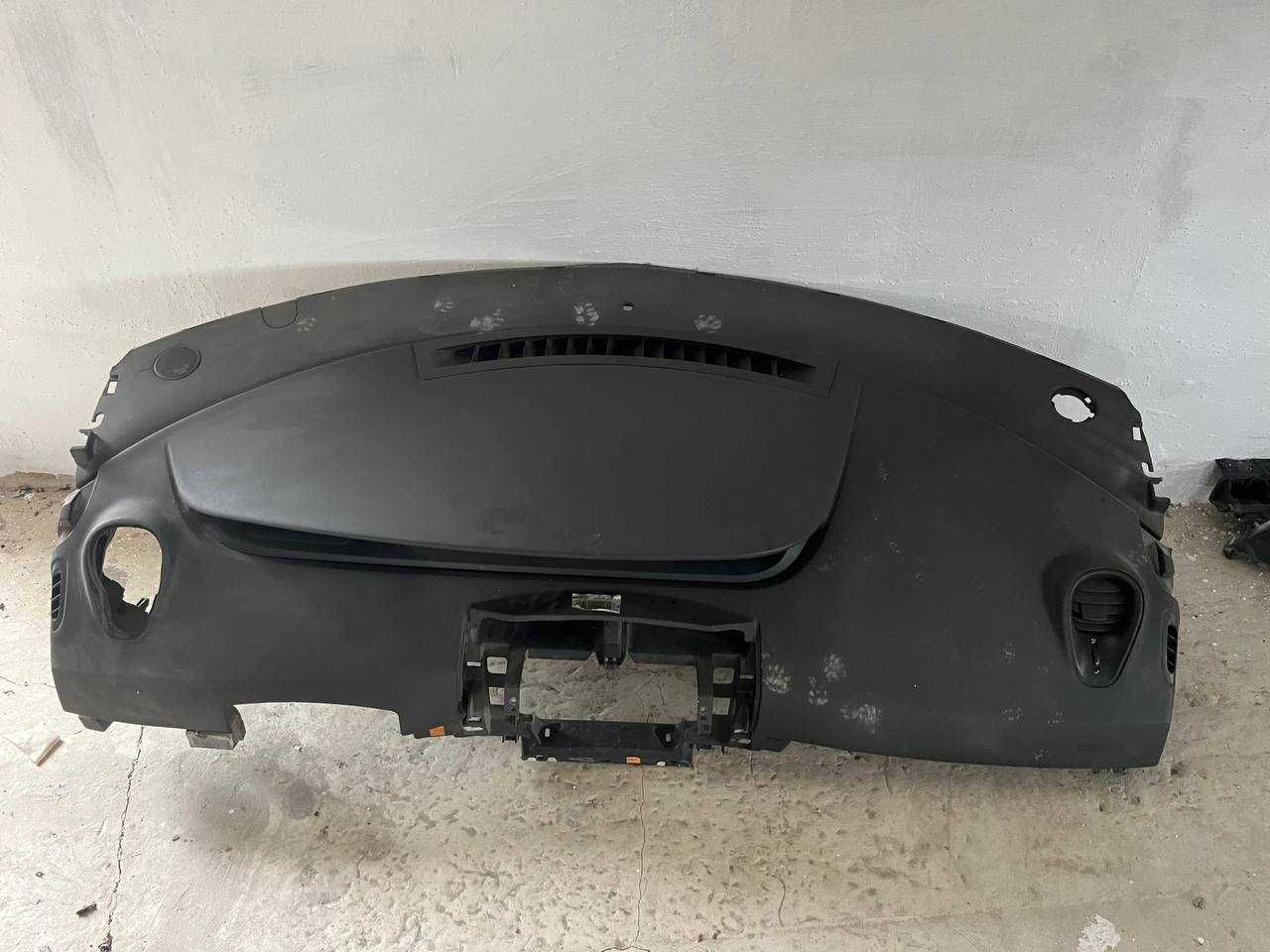 Торпеда Renault Scenic 2