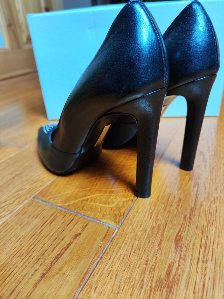 NOWE buty 38.5 Simple Gino Rossi l