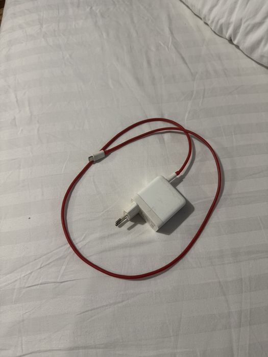 Зарядка Warp charge 65w OnePlus 8T