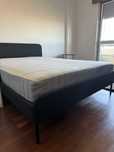 Cama de casal com colchão molas ensacadas
