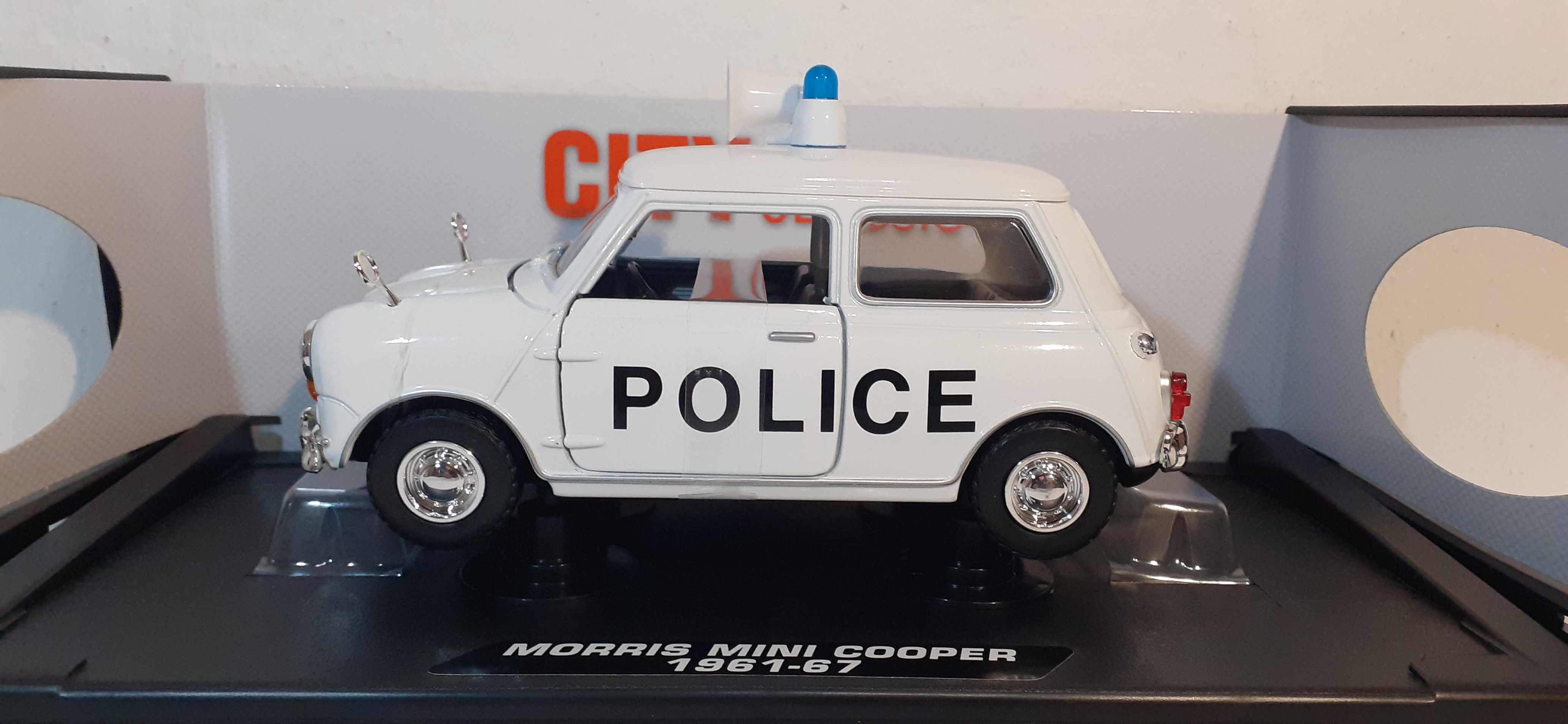 1/18 Mini Cooper Police - MotorMax