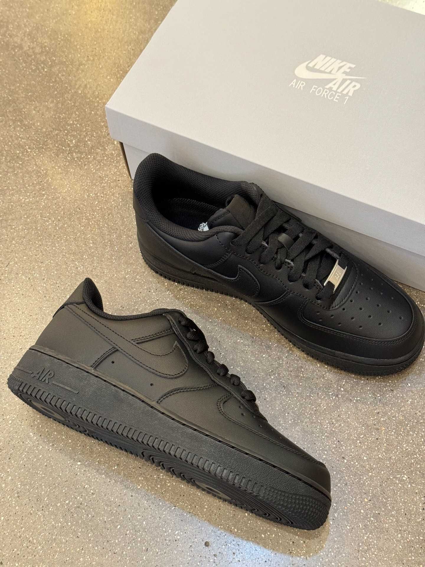 buty Espadryle NikeAirForce1 Black Espadryle R.44