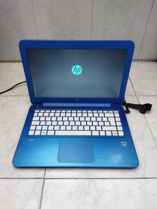 Portátil HP Modelo Stream 13-c100np