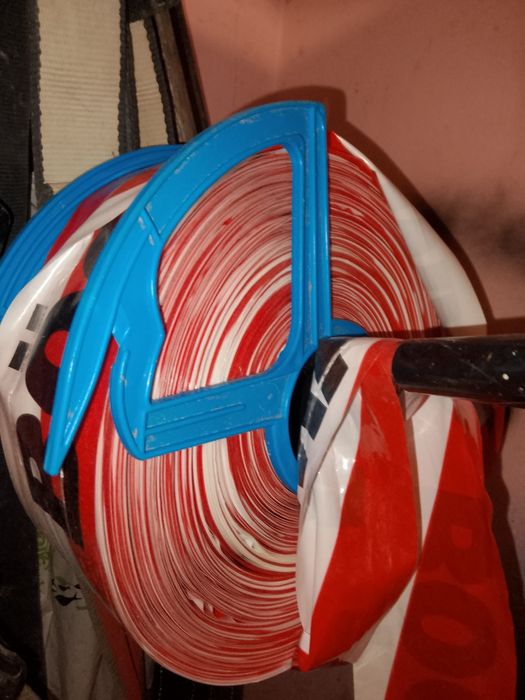 Taśma czerwono biała