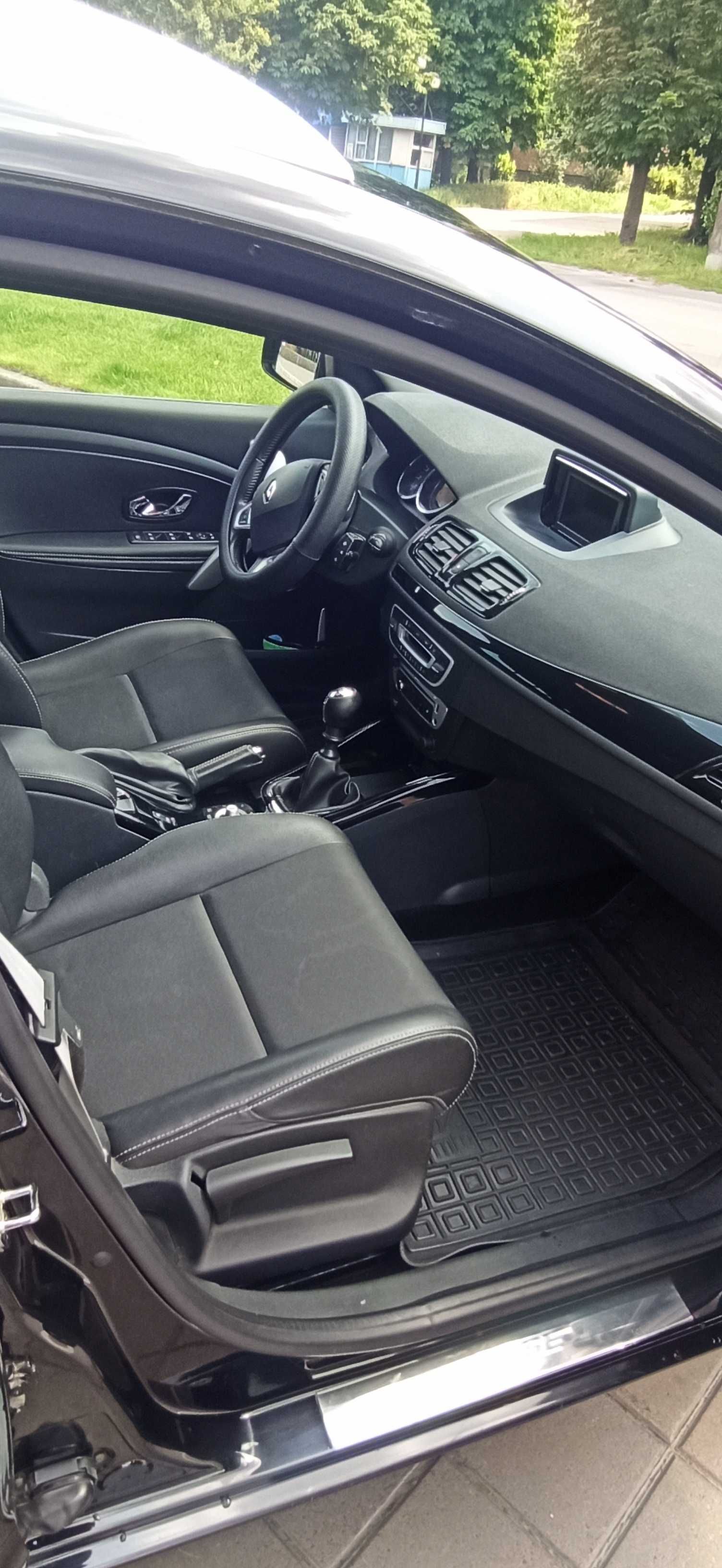 Renault Megane 3 BOSE 2012року