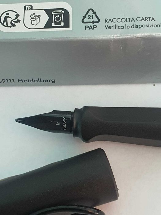 Pióro  wieczne  Lamy Umbra