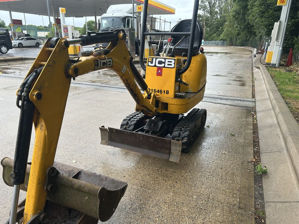 Jcb 8008 Cts Mikrokoparka 2019 niski przebieg w bardzo dobrym stanie