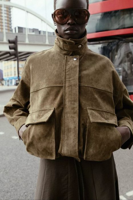 Куртка-бомбер Zara з натуральної шкіри, в наявності С