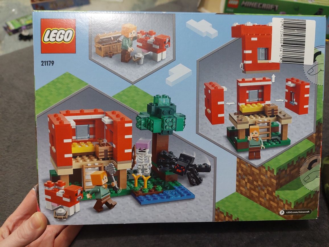 Конструктор LEGO Minecraft Грибной дом 272 детали (21179)