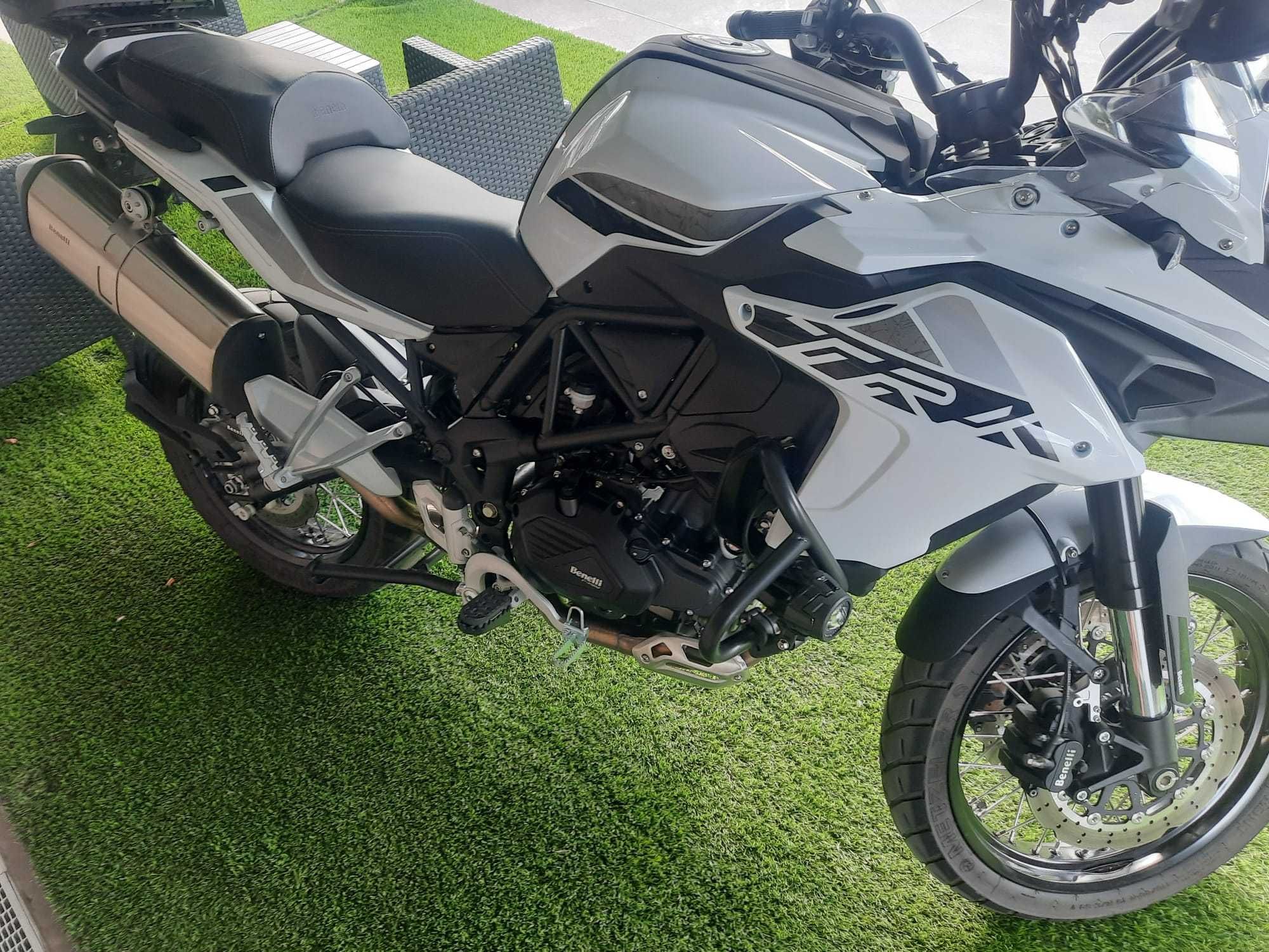 BENELLI TRK 502X 47cv  2500km Nova