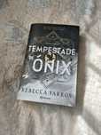 Livro Tempestade de Onix